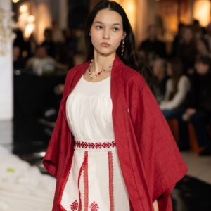 Комплектъ: кимоно и платье с поясомъ